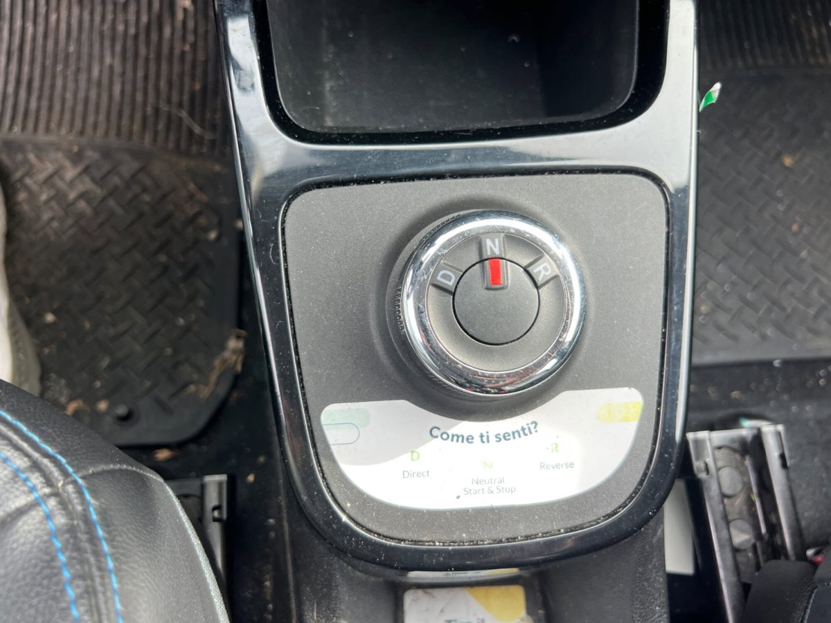 Dacia Spring Comfort Plus Electric 45 (13)