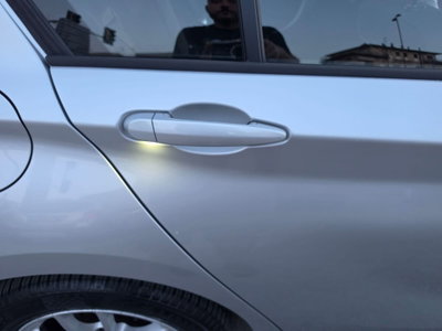 BMW Serie 1 116d 2.0 116CV cat 5 porte Attiva DPF (12)