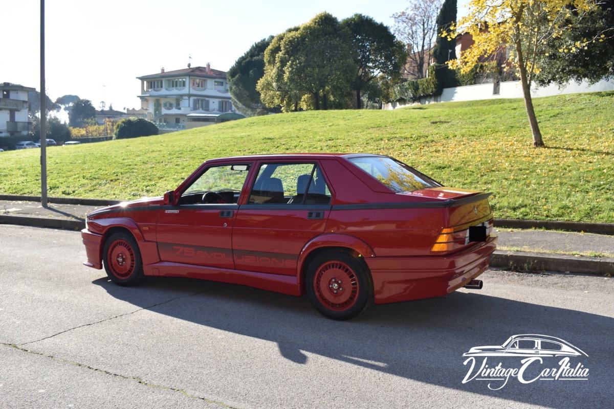 Alfa Romeo 75 1.8i turbo Evoluzione (3)