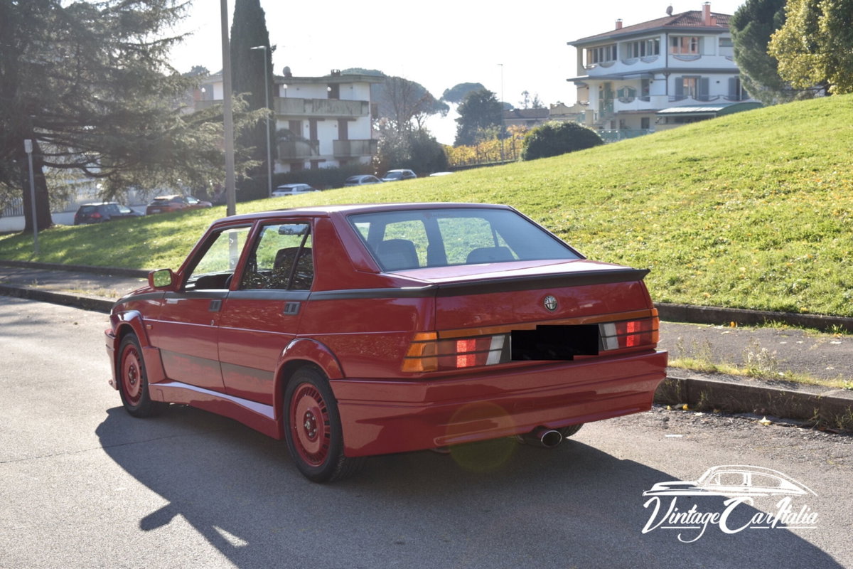 Alfa Romeo 75 1.8i turbo Evoluzione (5)