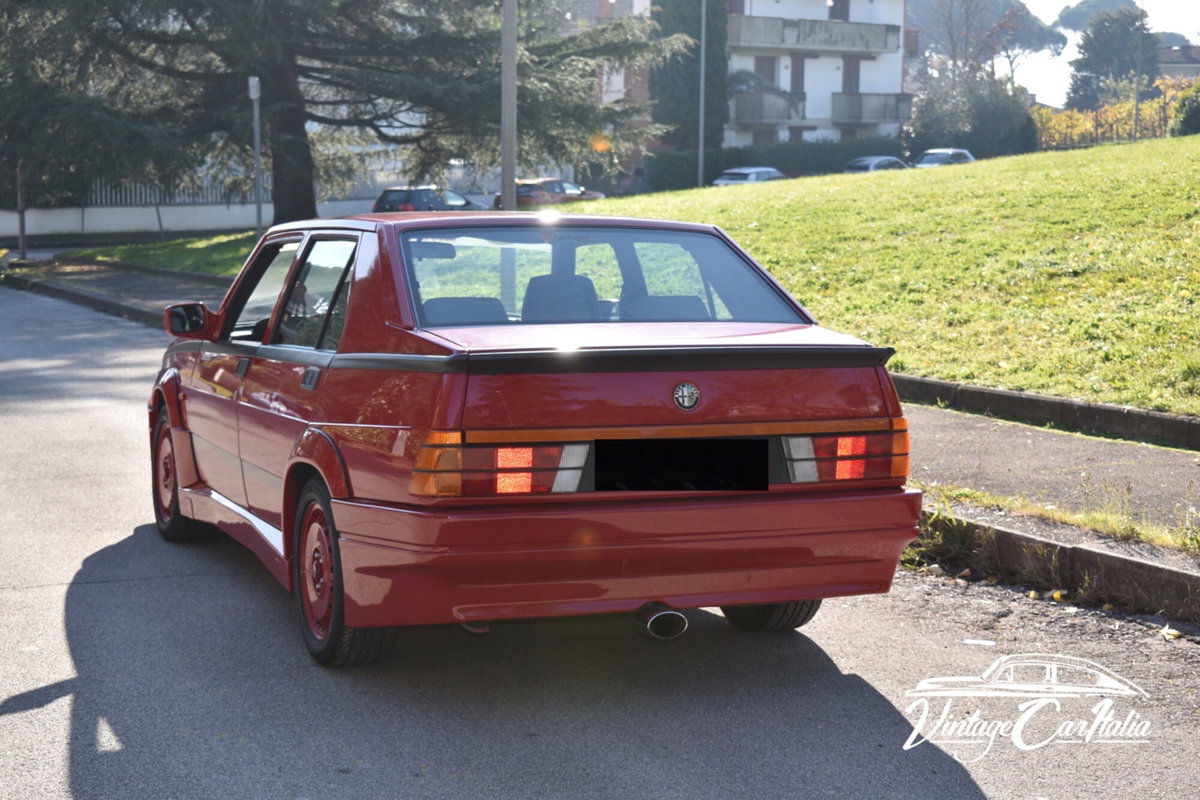 Alfa Romeo 75 1.8i turbo Evoluzione (6)