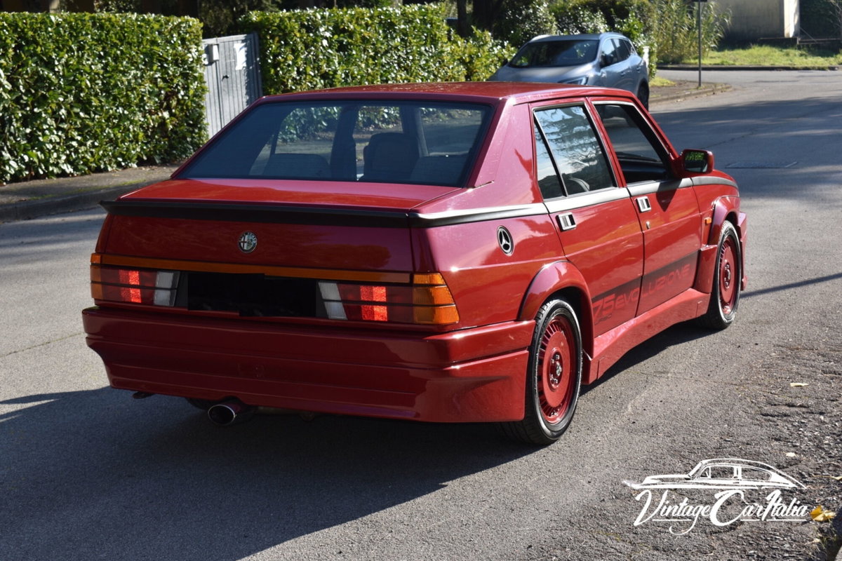 Alfa Romeo 75 1.8i turbo Evoluzione (8)