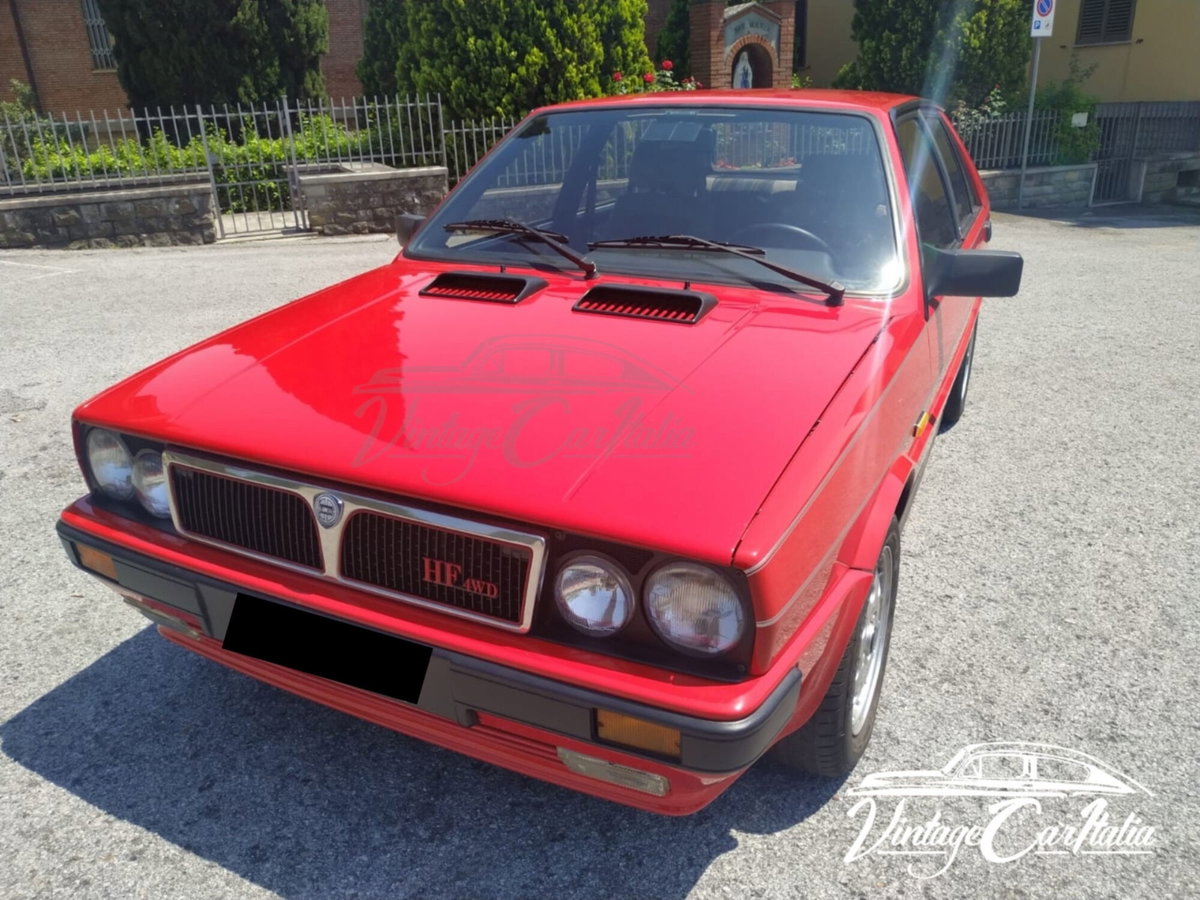 Lancia Delta turbo HF integrale