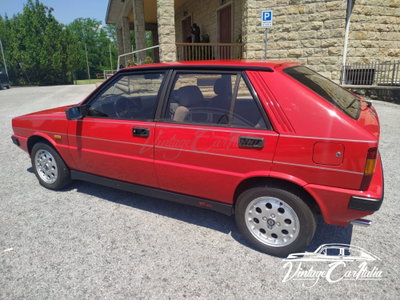 Lancia Delta turbo HF integrale (5)