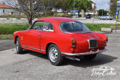 Alfa Romeo Giulietta 1.4 Turbo Sprint 120cv (8)