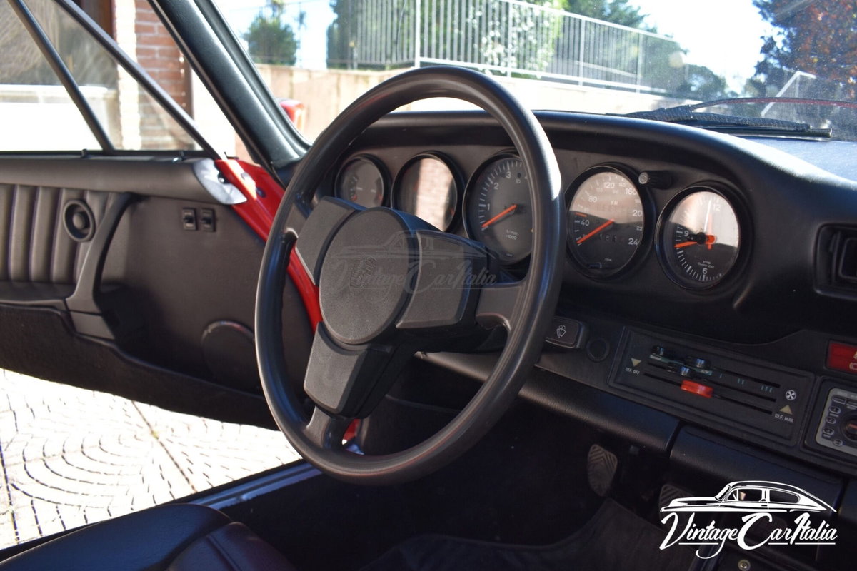 Porsche 911 Cabrio SC 3.0 (18)