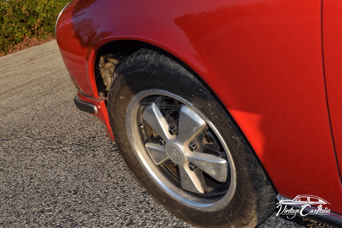 Porsche 911 Coupé S (14)