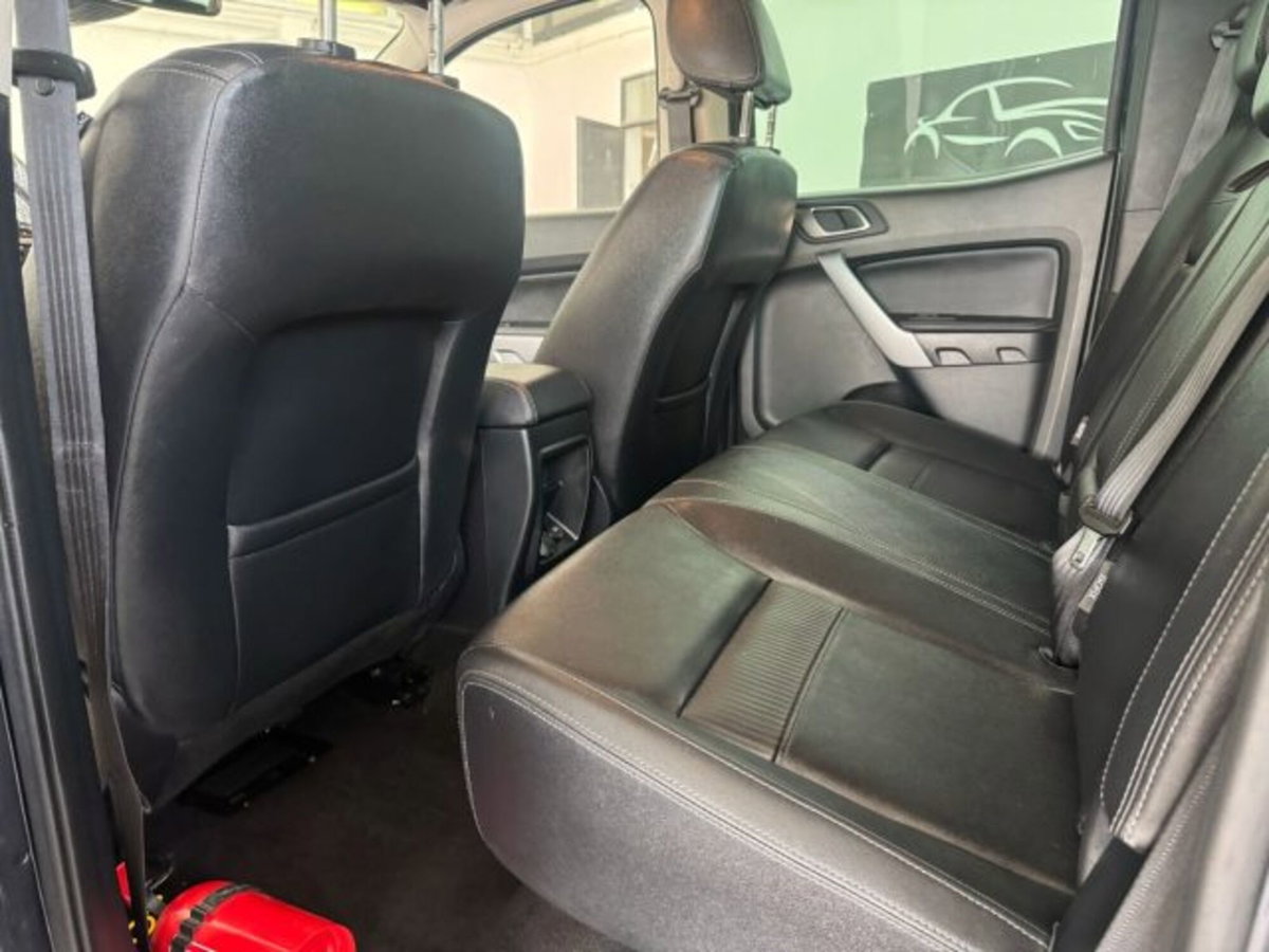Ford Ranger Pick-up Ranger 2.0 ECOBLUE aut. 213 CV DC Limited 5 posti (12)