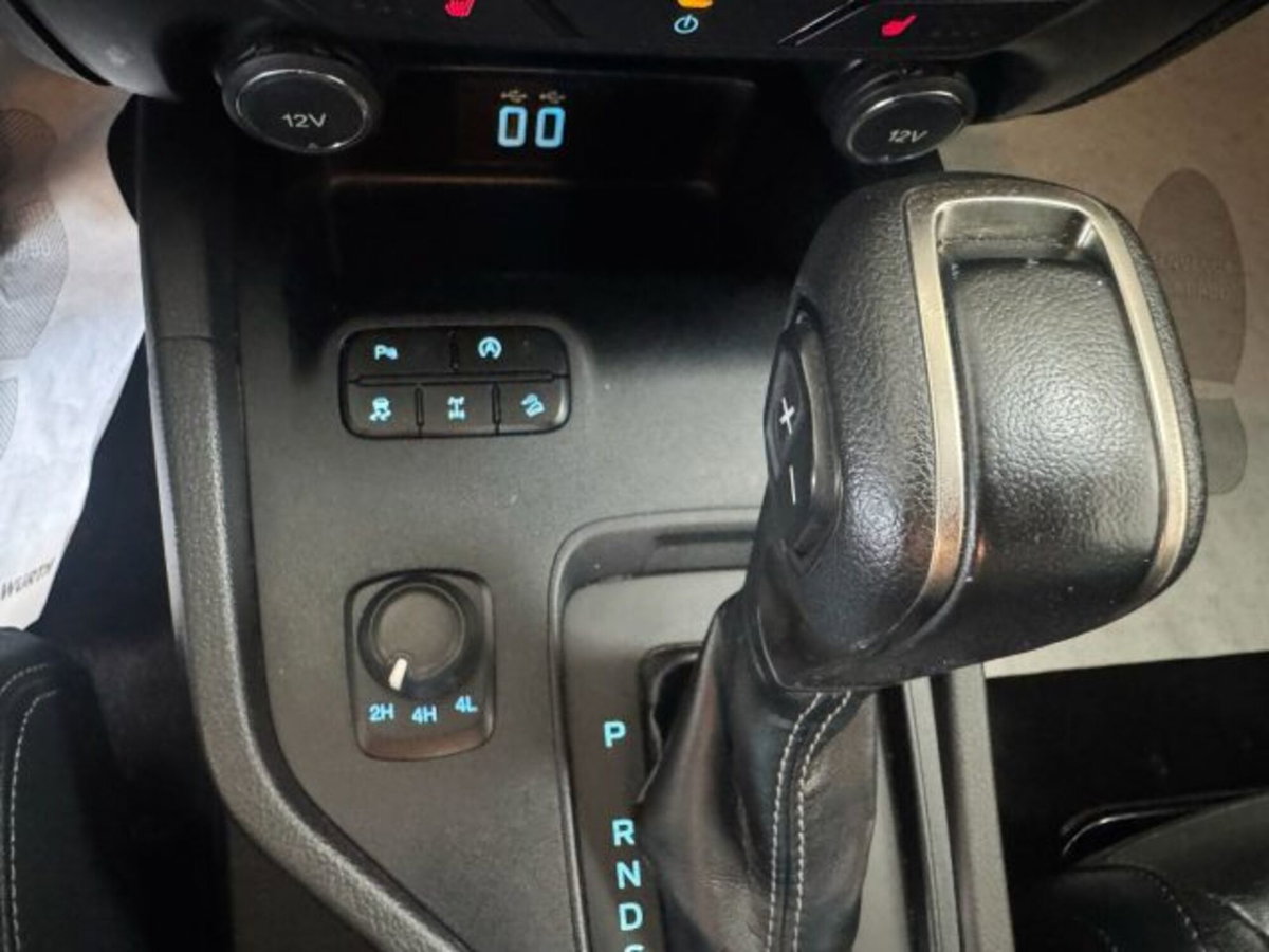 Ford Ranger Pick-up Ranger 2.0 ECOBLUE aut. 213 CV DC Limited 5 posti (19)