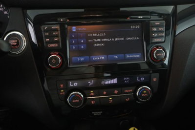 Nissan Qashqai 1.5 dCi Tekna (11)