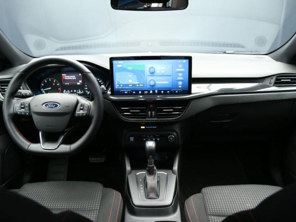 Ford Focus 1.0 EcoBoost Hybrid 155 CV 5p. ST-Line X (12)