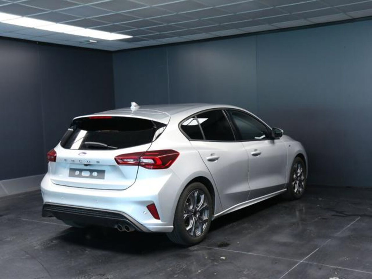 Ford Focus 1.0 EcoBoost Hybrid 155 CV 5p. ST-Line X (3)