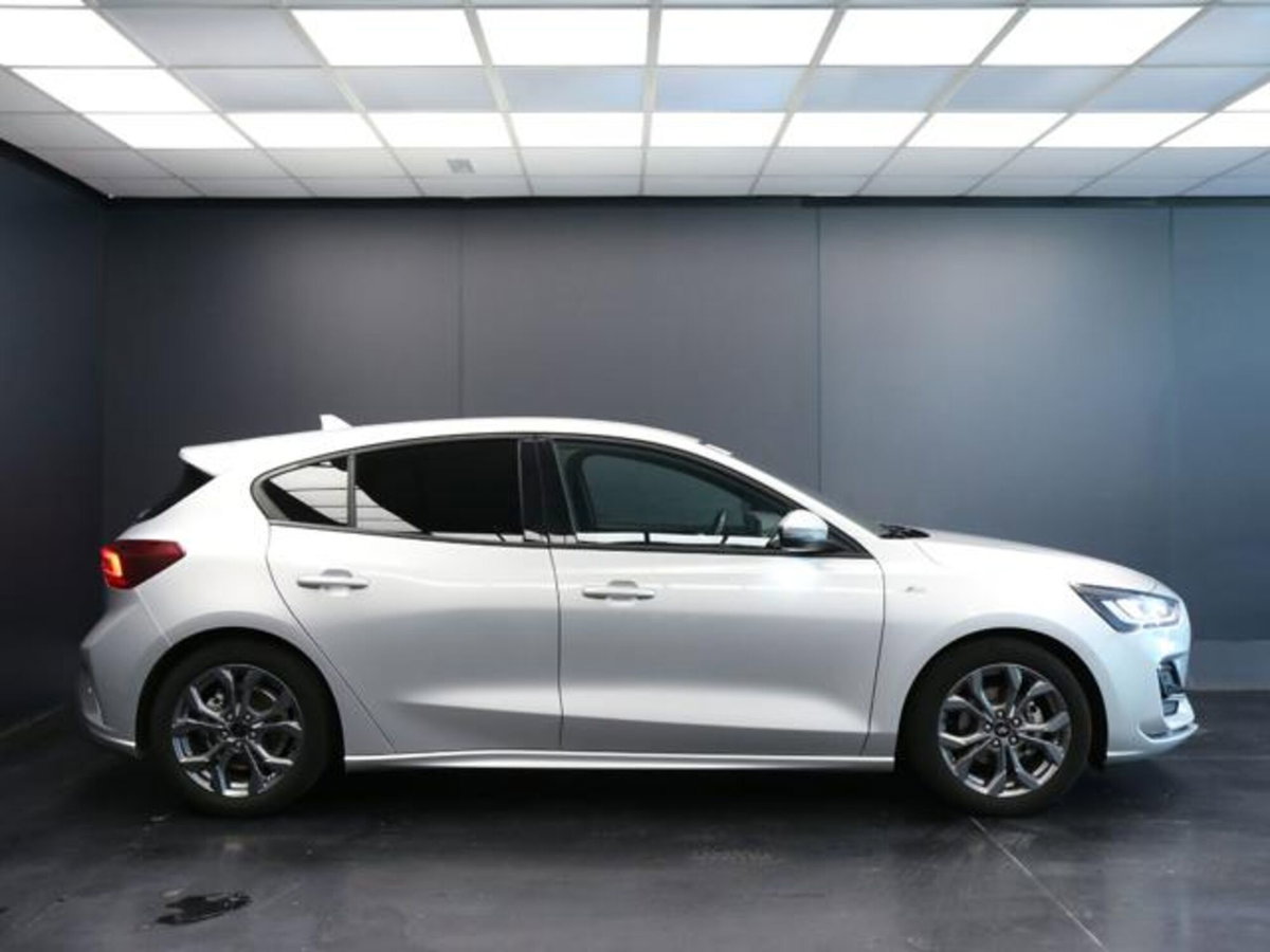 Ford Focus 1.0 EcoBoost Hybrid 155 CV 5p. ST-Line X (6)