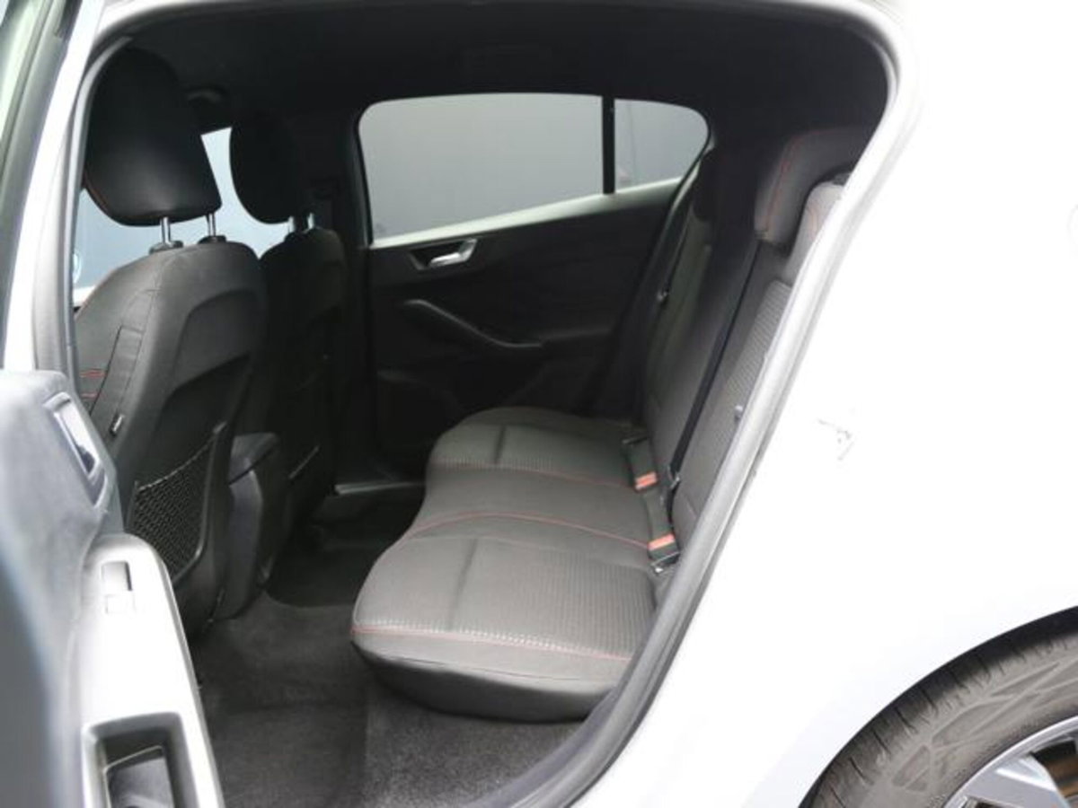 Ford Focus 1.0 EcoBoost Hybrid 155 CV 5p. ST-Line X (8)