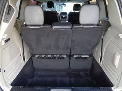 Lancia Voyager 2.8 Turbodiesel Platinum 177 CV (13)