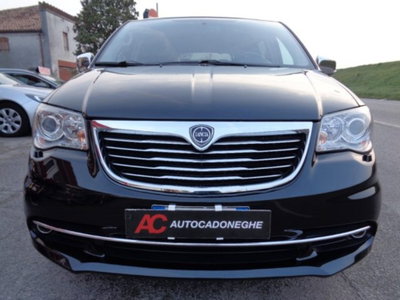 Lancia Voyager 2.8 Turbodiesel Platinum 177 CV (3)