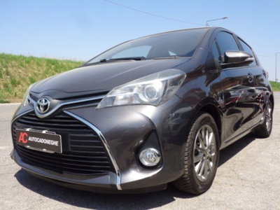 Toyota Yaris 1.0 5 porte (4)