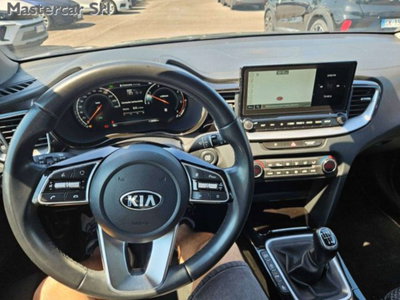 Kia XCeed 1.6 CRDi 136 CV MHEV DCT High Tech (11)