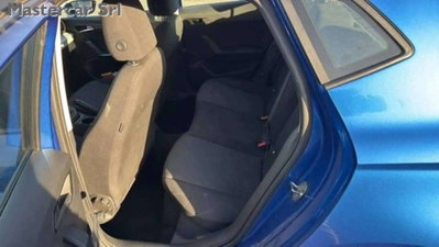 SEAT Ibiza 1.0 mpi Business 80cv (8)