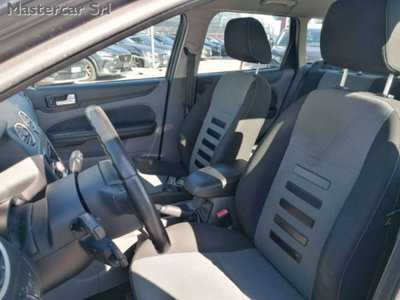 Ford Focus Station Wagon 1.6 TDCi (110CV) SW ECOnetic DPF (11)