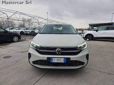 Volkswagen Taigo 1.0 TSI 110 CV DSG R-Line (2)