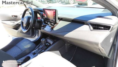 Toyota Corolla Touring Sports 1.8h Active auto (10)