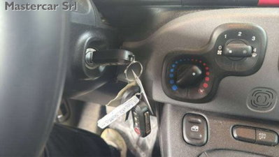 Fiat Panda 1.0 firefly hybrid s&s 70cv 5p.ti (15)