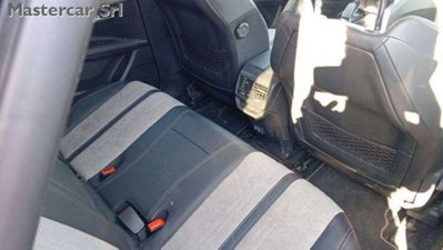 Peugeot 3008 Hybrid 225 e-EAT8 GT Pack (6)