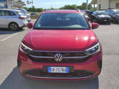 Volkswagen Taigo 1.0 tsi Life 95cv (9)