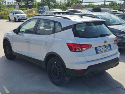 SEAT Arona 1.0 ecotsi Reference 95cv (4)