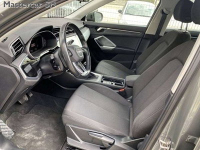 Audi Q3 35 2.0 tdi Business Advanced s-tronic (6)