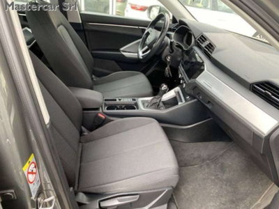 Audi Q3 35 2.0 tdi Business Advanced s-tronic (8)
