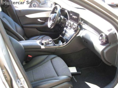 Mercedes-Benz Classe C Station Wagon 180 d Auto Premium (8)