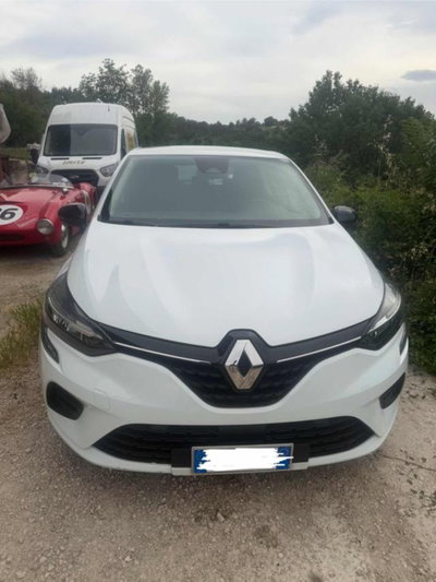 Renault Clio Full Hybrid E-Tech 145 CV 5 porte Equilibre usata