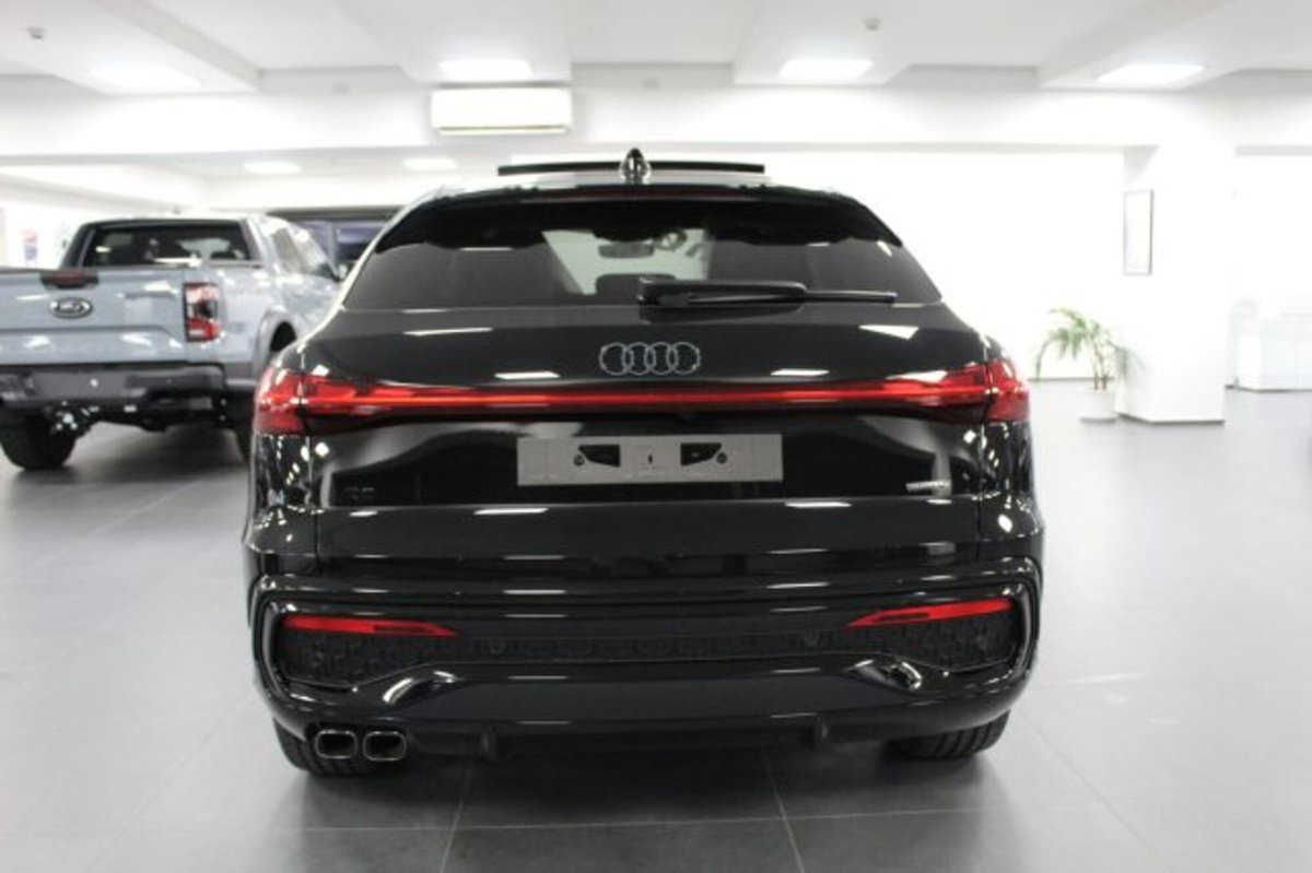 Audi Q5 Sportback Sportback 40 2.0 tdi mhev 12V quattro s-tronic (9)