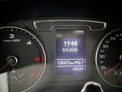 Audi Q3 2.0 TDI 120 CV Business (14)