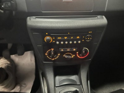 Citroen C4 1.4 Classique (19)