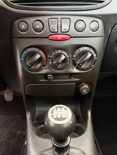 Fiat Punto Classic 1.2 5 porte Dynamic (12)