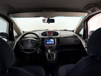 Lancia Musa 1.4 16V Oro (9)