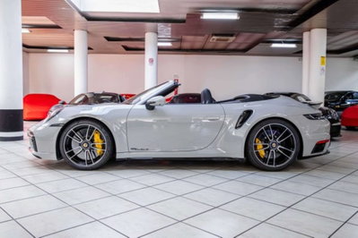 Porsche 911 Cabrio Cabrio 3.7 Turbo S auto (4)
