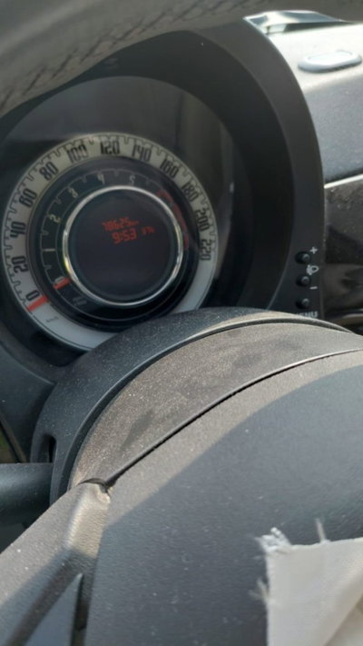 Fiat 500 1.2 Lounge (6)