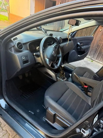 Dacia Duster 1.3 TCe FAP 4x2 Prestige (9)