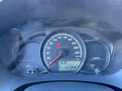 Toyota Yaris 1.0 5 porte Active (11)