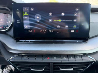 Skoda Octavia Station Wagon 2.0 TDI EVO SCR DSG Wagon Executive (10)