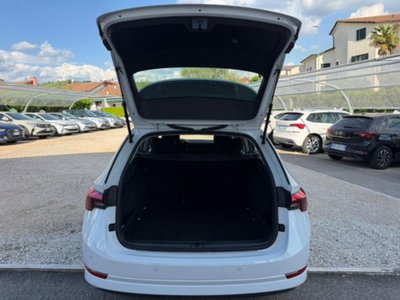 Skoda Octavia Station Wagon 2.0 TDI EVO SCR DSG Wagon Executive (12)