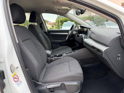 Volkswagen Golf Variant 2.0 TDI SCR DSG Life (6)