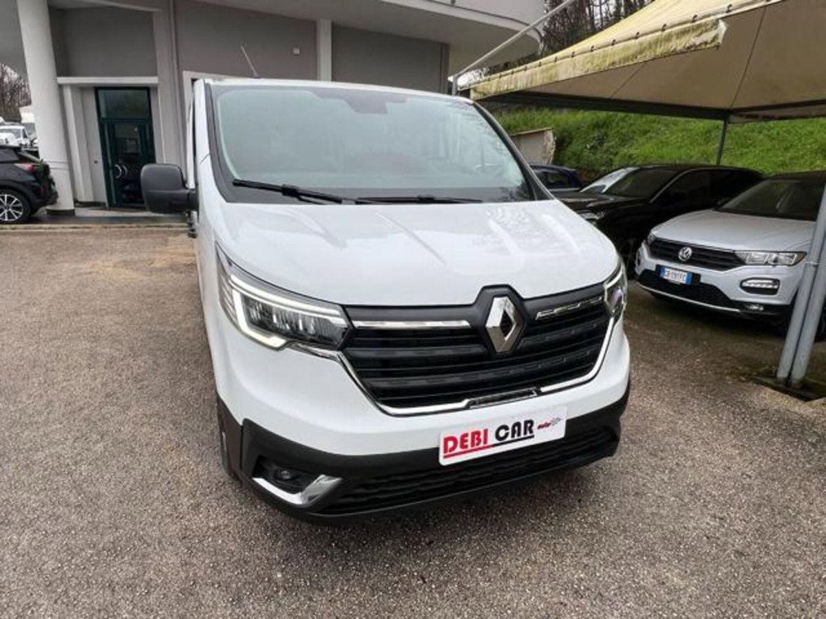 Renault Trafic 2.0 blue dci 150cv L2 Spaceclass (2)