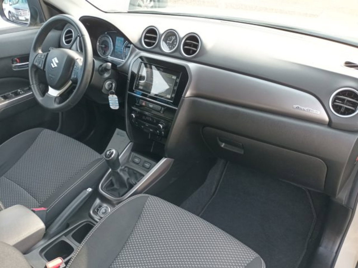 Suzuki Vitara 1.0 Boosterjet 4WD AllGrip Cool (17)