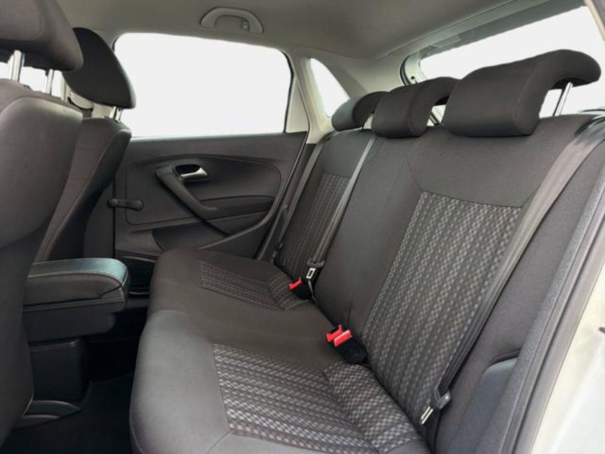 Volkswagen Polo 1.4 TDI 5p. Comfortline (13)