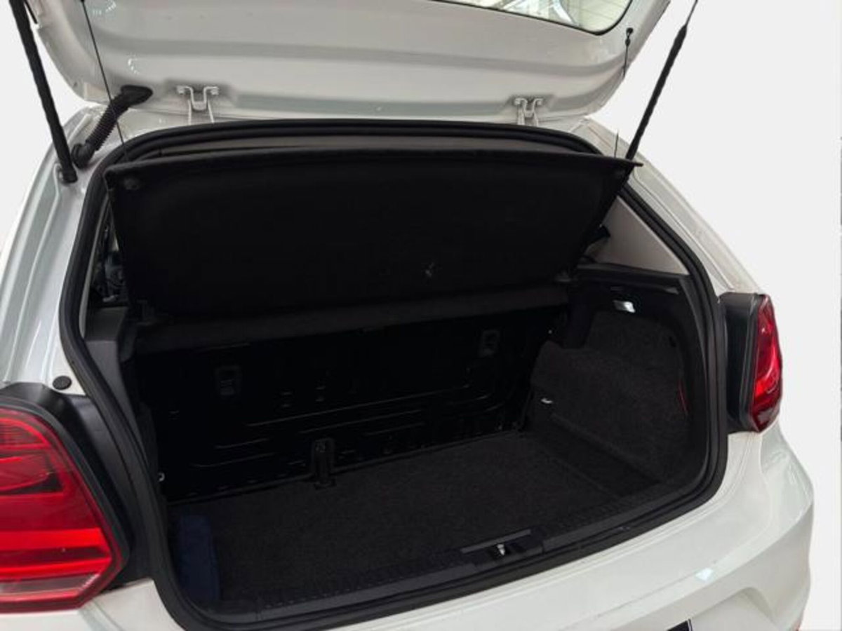 Volkswagen Polo 1.4 TDI 5p. Comfortline (14)
